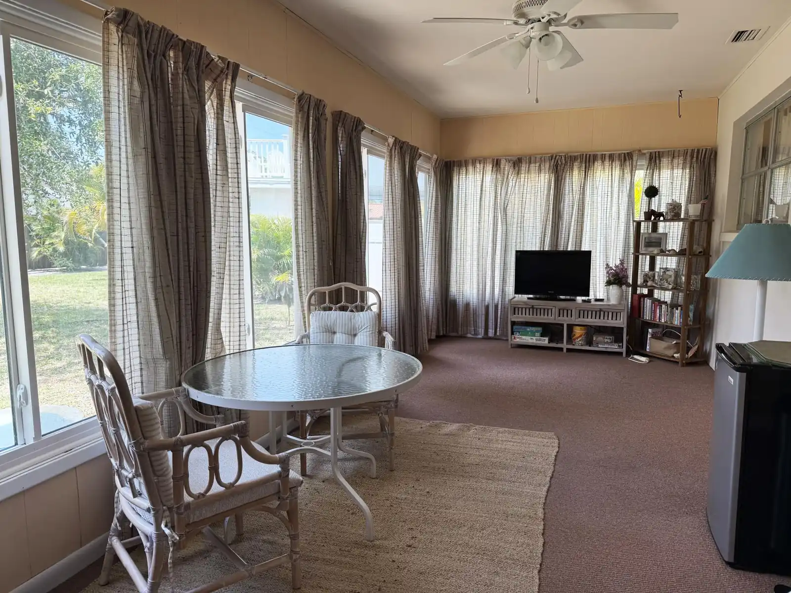 Sun, Sand & Savings - Bonita Cozy Cottage Escape