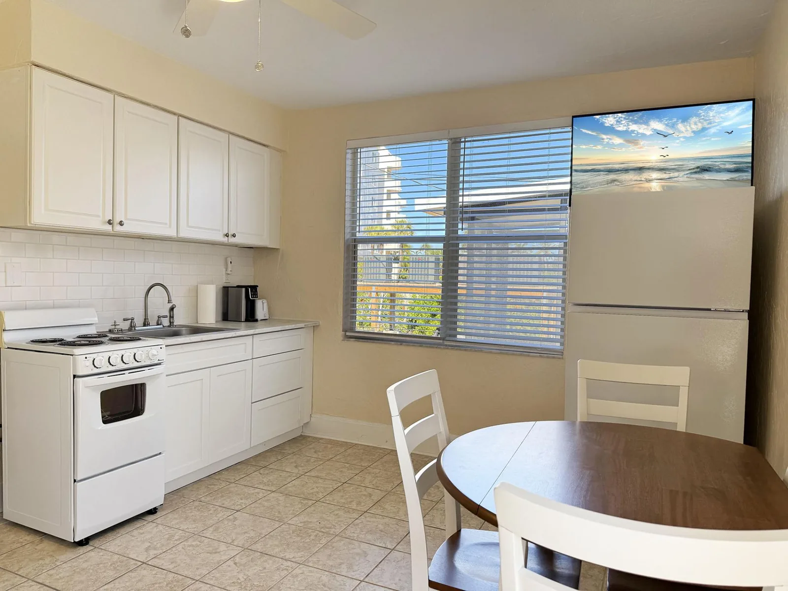 Venice Villas King 1BR – Corner Unit