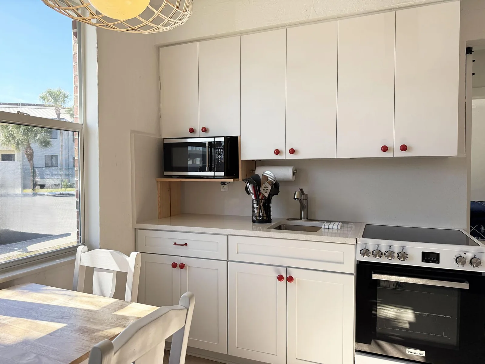 Venice Villas 1BR – Pool + Private Beach Access