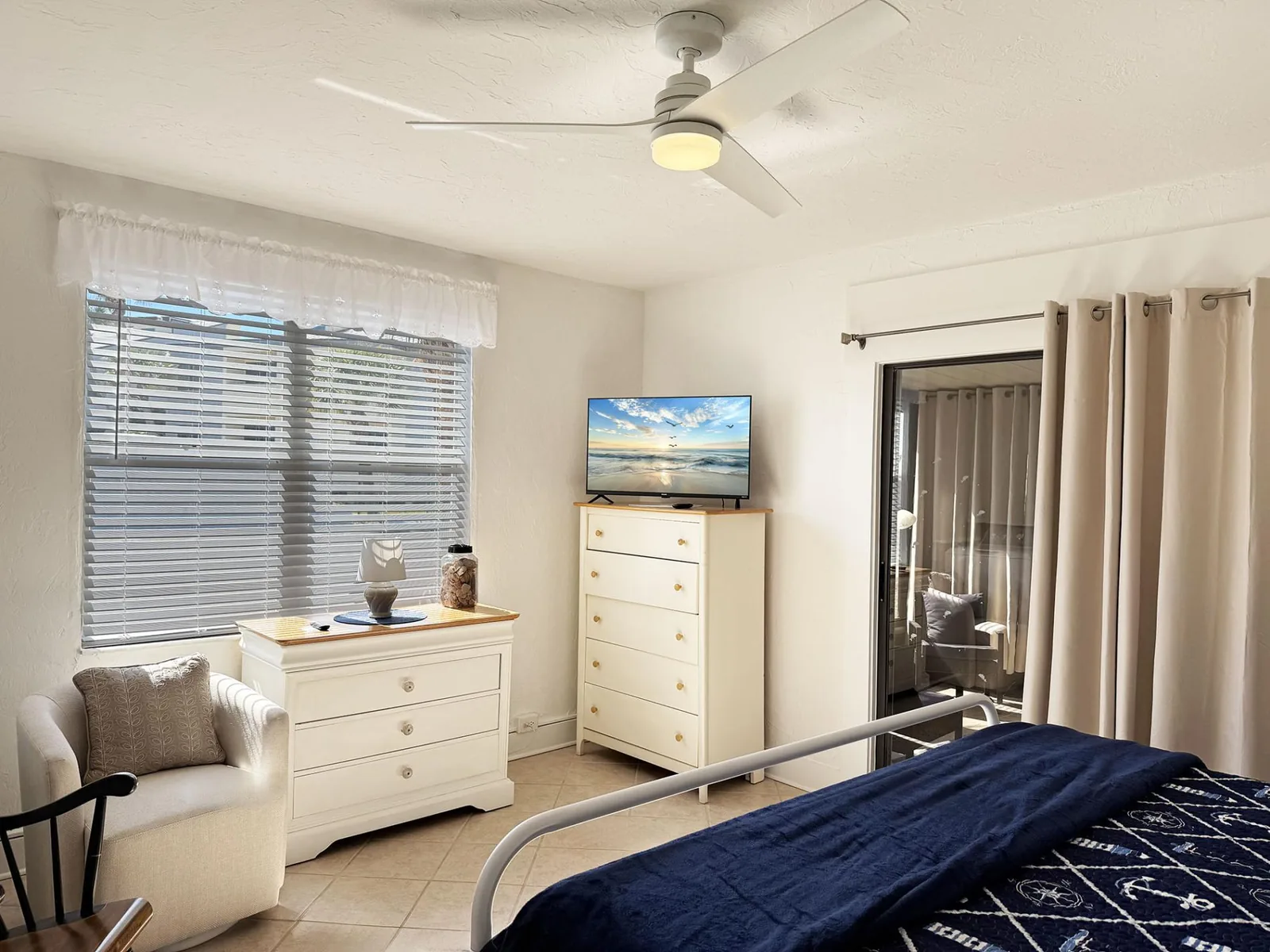Venice Villas 1BR – Pool + Private Beach Access