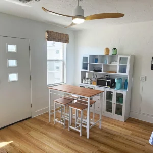 Venice Villas 1BR – King & Bunks Sleeps 4