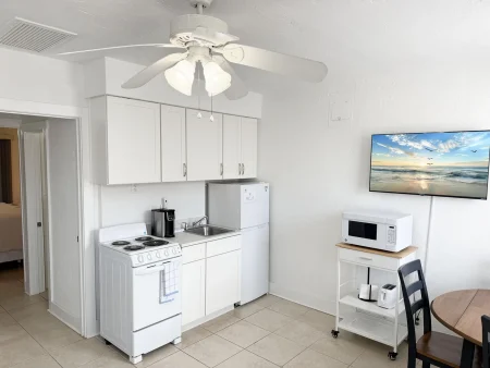 Venice Villas 1BR – Paradiso King Retreat