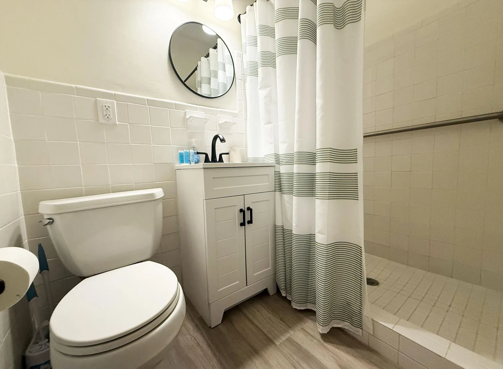 Venice Villas 1BR – Beach & Pool Sleeps 4