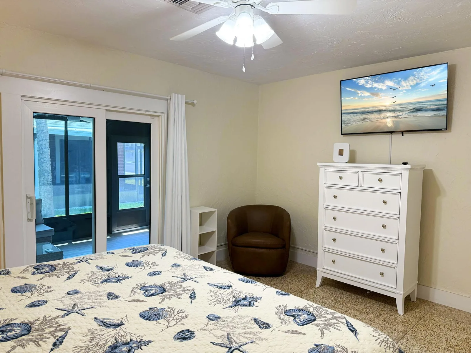 Venice Villas 1BR – Beach & Pool Sleeps 4