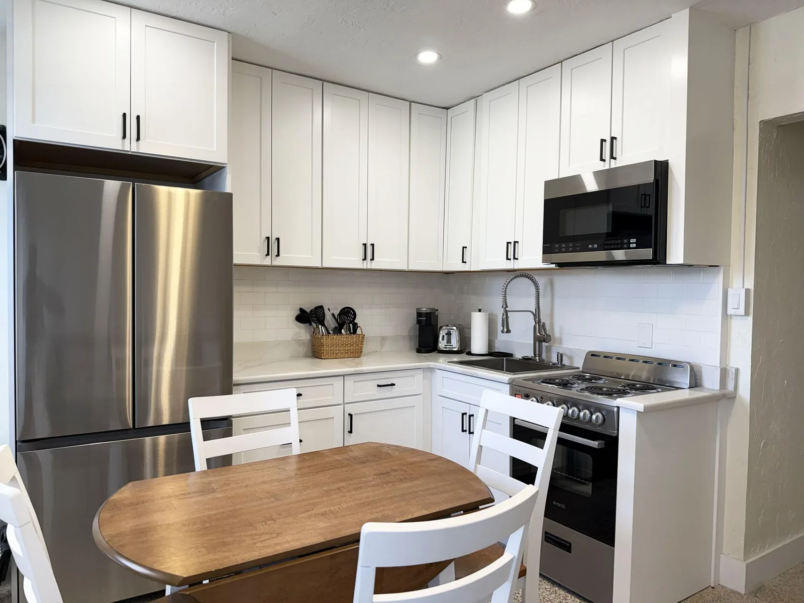 Venice Villas 1BR – Beach & Pool Sleeps 4