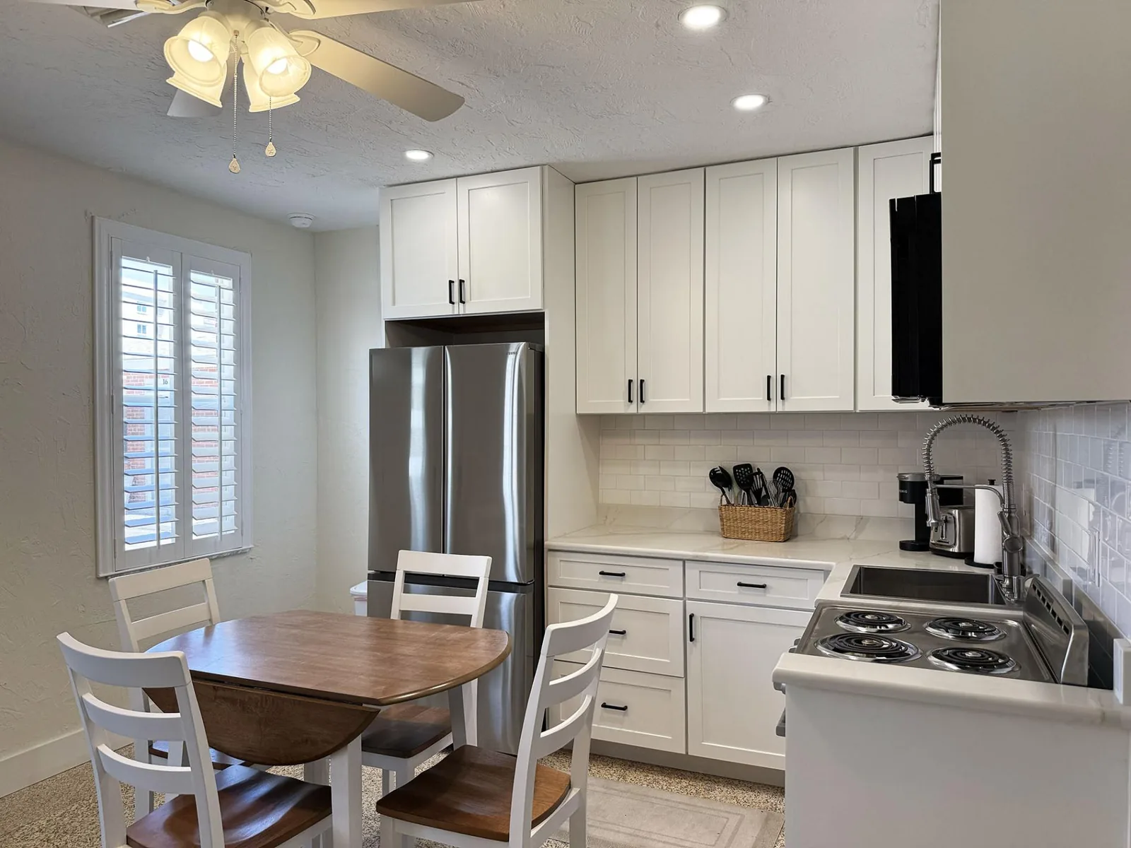 Venice Villas 1BR – Beach & Pool Sleeps 4