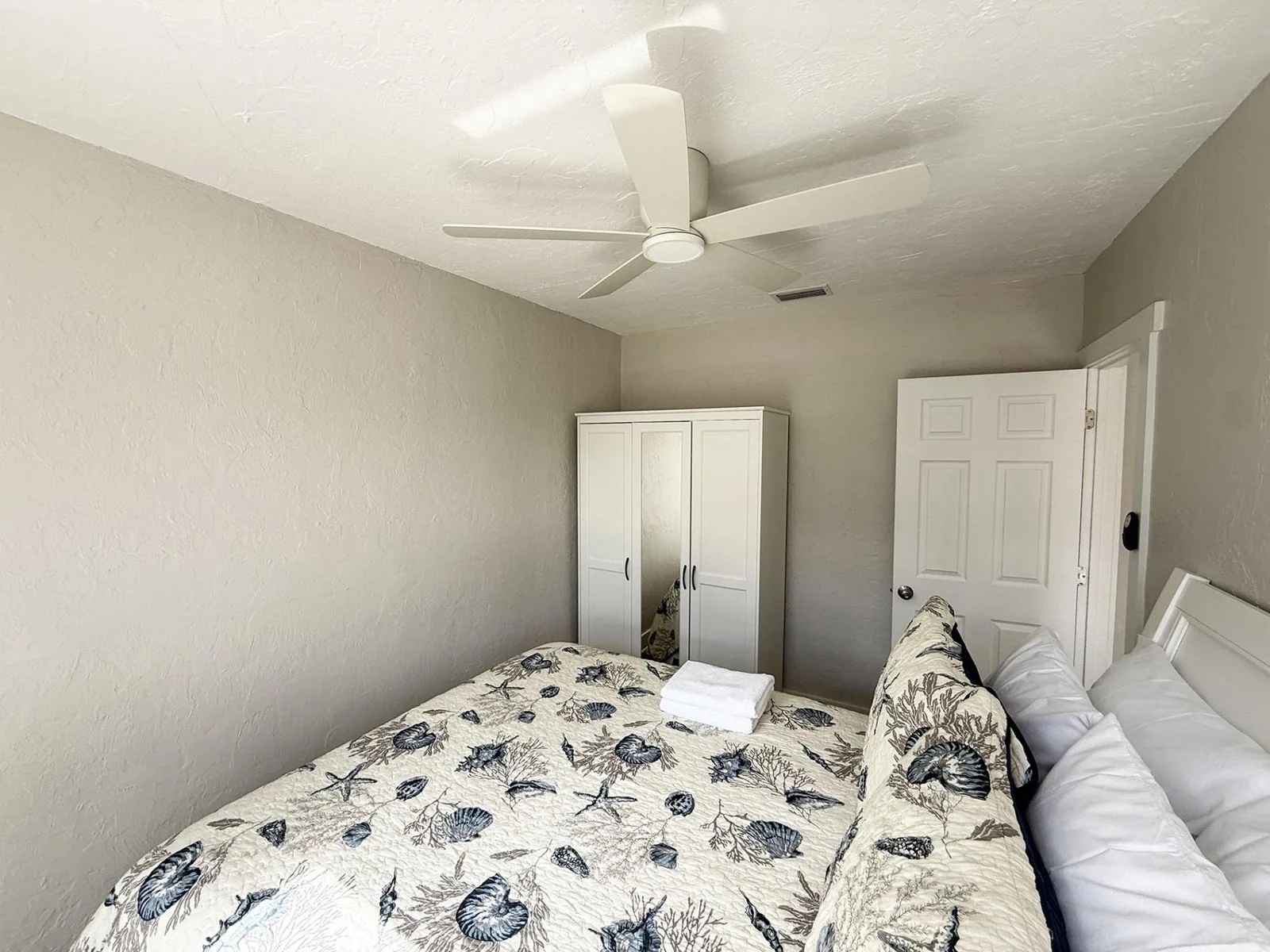 Venice Villas 1BR – Sleeps 4 Regina