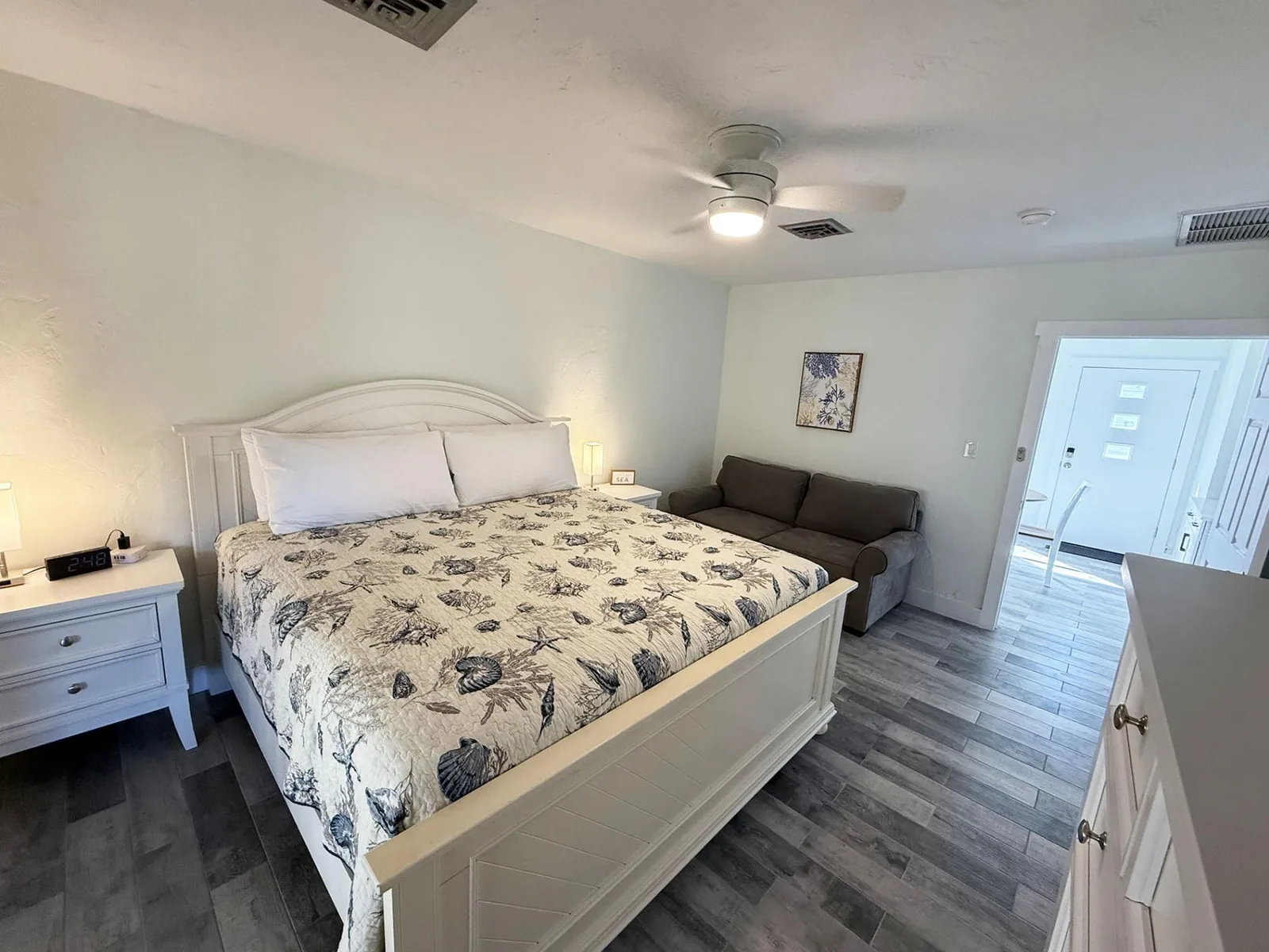 Venice Villas 1BR – King & Lanai Sleeps 4
