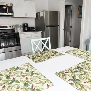 Venice Villas 1BR – Beachside Pool Escape