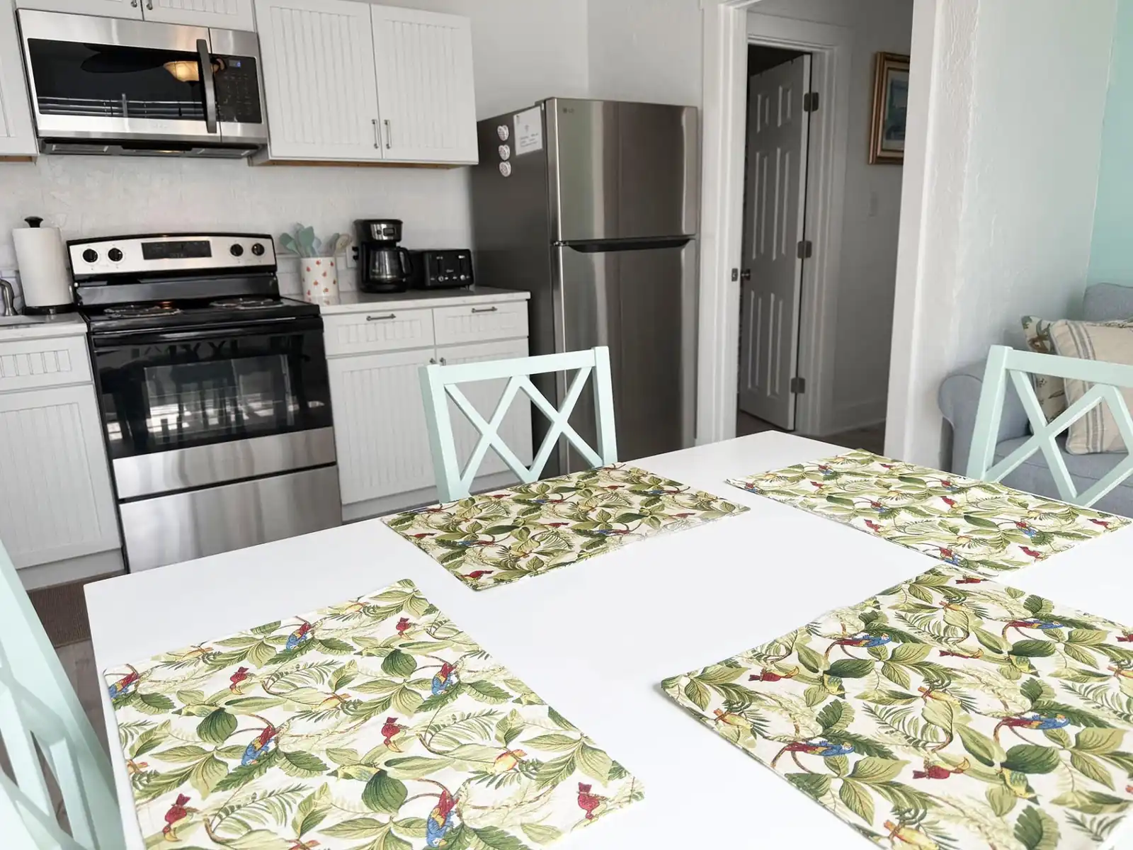 Venice Villas 1BR – Beachside Pool Escape
