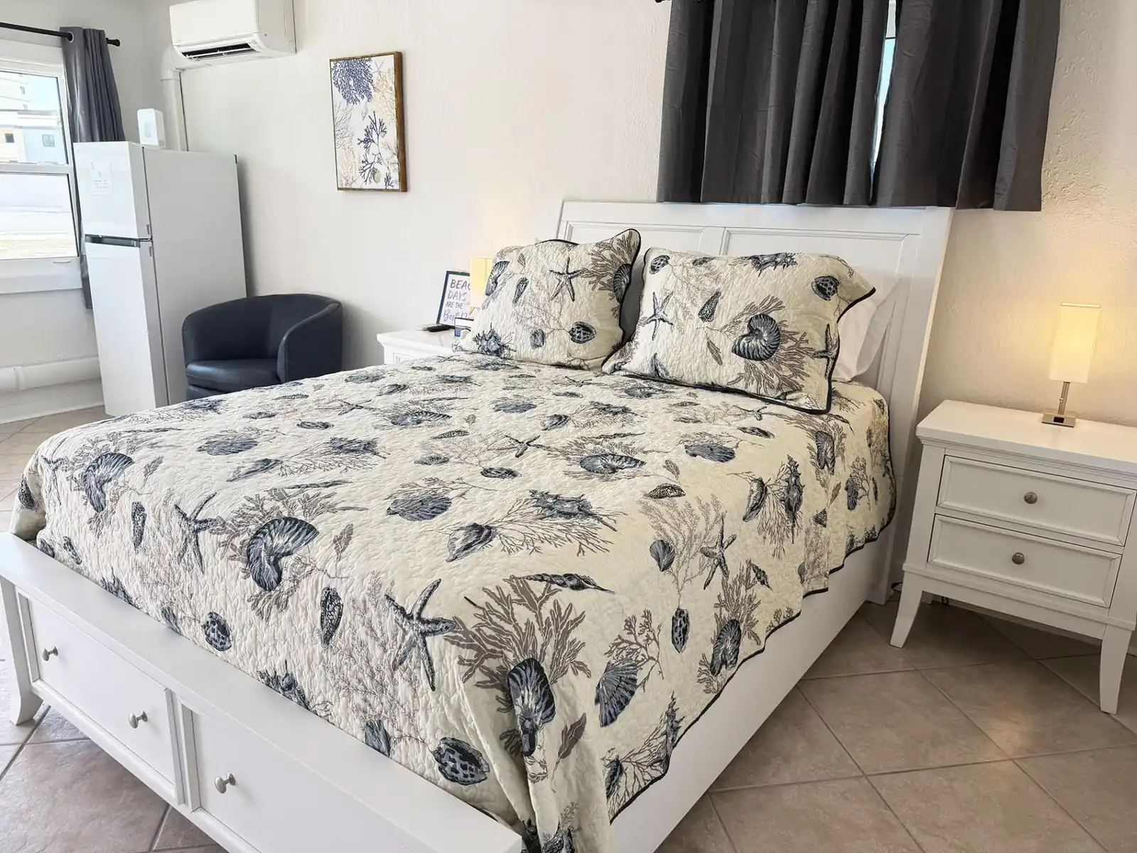 Venice Villas Studio – Walk-Out Poolside