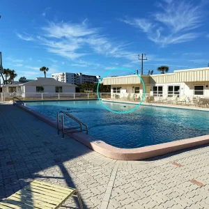 Venice Villas Studio – Walk-Out Poolside