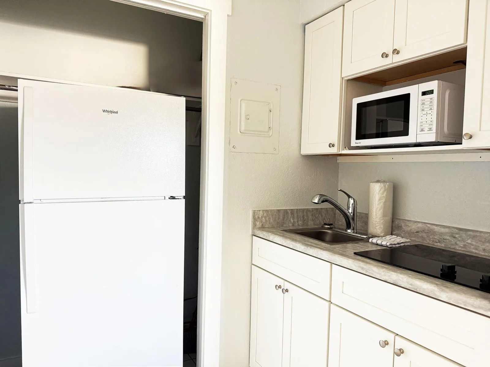 Venice Villas Studio – Beach Side Ground Level