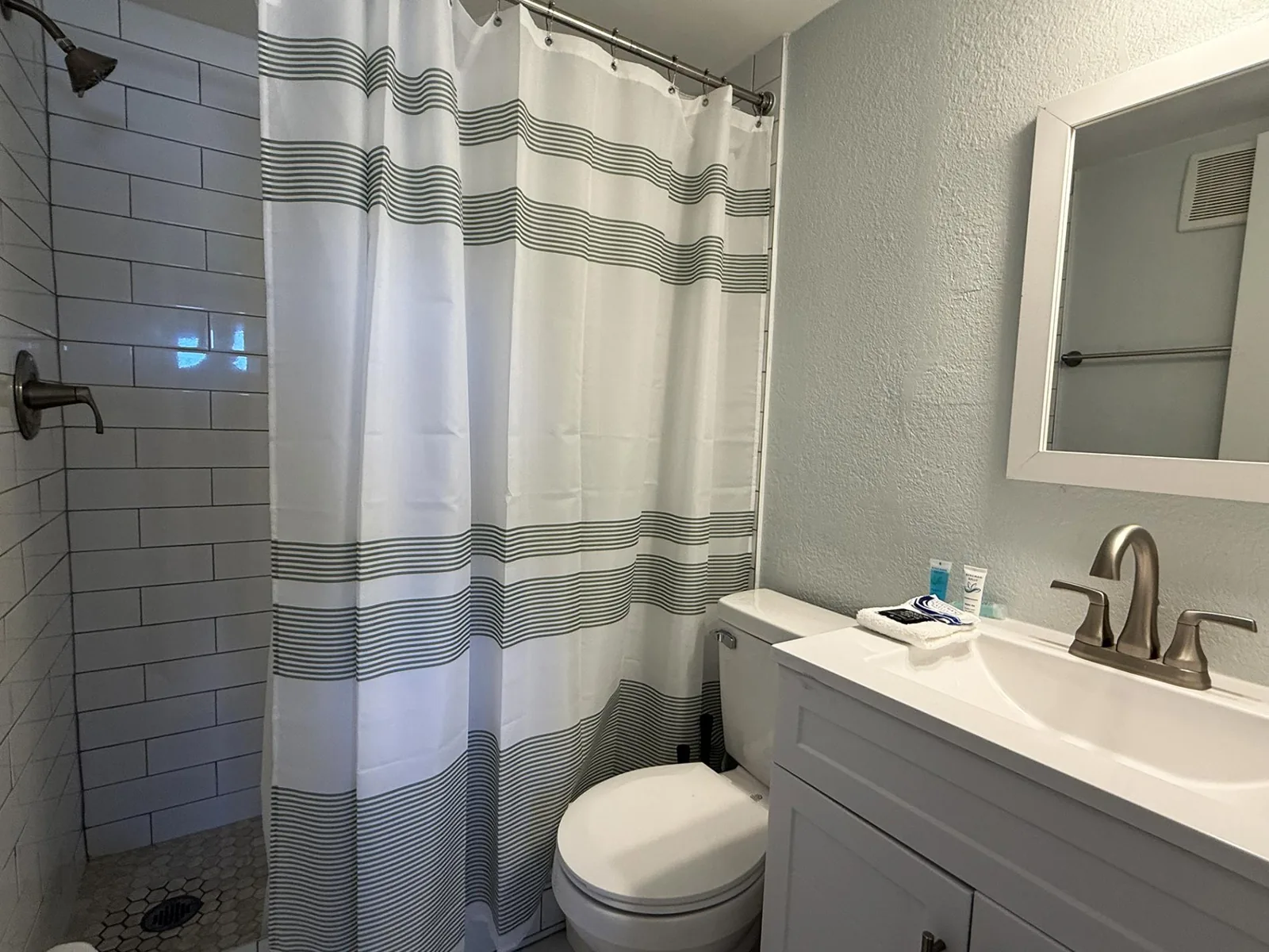 Venice Villas Studio – Beach Side Ground Level