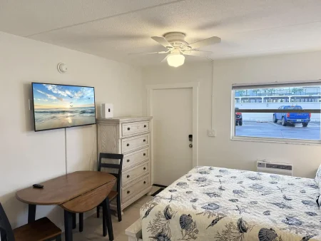 Venice Villas Studio – Gulf Side Ground