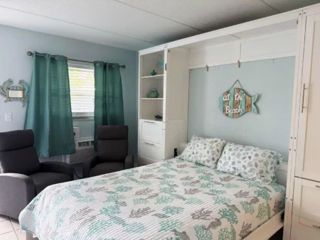 Venice Villas Studio – Ground Poolside Retreat